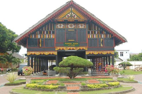 Rumah Adat Aceh: Nama, Ciri Khas, Filosofi, dan Fungsi Tiap Bagiannya