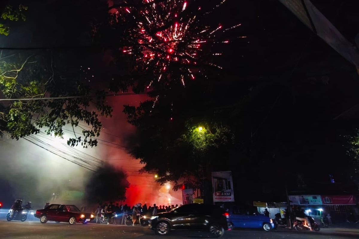 Suasana takbiran untuk menyambut Hari Raya Idul Fitri di Kelurahan Purwantoro kota Malang, Jumat (20/3/2026) malam.