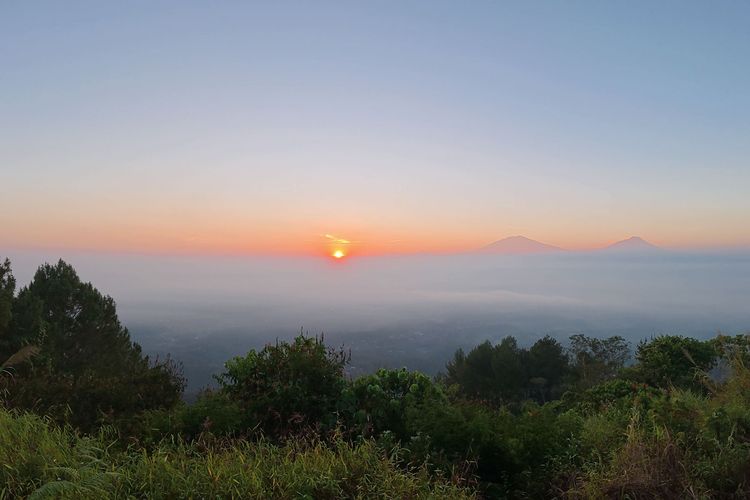 Tips Hunting Sunrise di Gunung Giyanti Magelang, Jangan Kesiangan