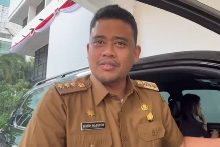 Walikota Medan, Bobby Nasution saat ditanya wartawan di kantornya, Senin (26/8/2024)