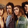 Lirik dan Chord Lagu When The Lights Are Out - Slade