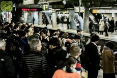 Mengunjungi Stasiun Shinjuku, Stasiun Kereta Tersibuk di Dunia