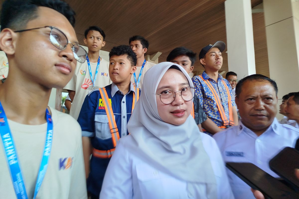 Bupati Banyuwangi Ipuk Fiestiandani saat menanggapi dibukanya kembali jalur Gumitir penghubung Banyuwangi-Jember