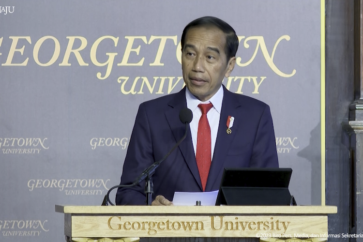 Presiden RI Joko Widodo mengisi Kuliah Umum Presiden di Georgetown Univeristy, Washington DC, Amerika Serikat, Selasa (14/11/2023).