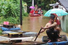 Terendam 1,5 Meter, Warga Gang Arus Memilih Bertahan di Lantai Atas