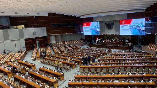 DPR Buka Masa Sidang, Hak Angket Pemilu Dinanti