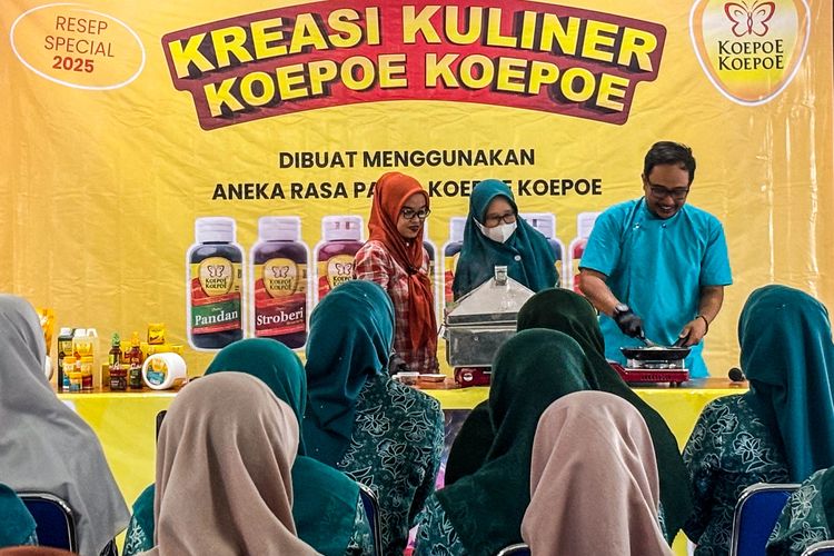 Lewat program mendukung UMKM Kuliner Naik Kelas, Kopoe Kopoe menggelar pelatihan kreasi kuliner dalam Bazar Ramadan yang di gelar di Kota Serang, Banten.