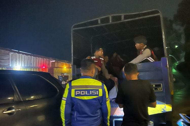 Polisi Gerebek Cafe di Toba, 20 Orang Ditangkap Karena Menggunakan Berbagai Jenis  Narkoba