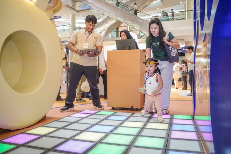 Acara pembelajaran imersif berkonsep ?Futuristic City? dari Wyeth Nutrition S-26 yang digelar di Main Atrium Mall Kota Kasablanka, Jakarta, sepanjang 30 Mei-1 Juni 2025.