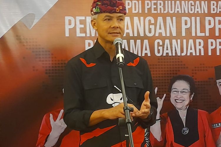 Bakal calon presiden (bacapres) PDI-P Ganjar Pranowo usai menghadiri acara konsolidasi PDI-P Bali terkait pemenangan Pemilu 2024, Sabtu (17/6/2023).