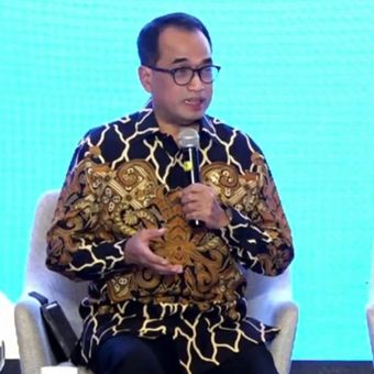 Menteri Perhubungan Budi Karya Sumadi dalam acara Kompas100 CEO Forum ke-14 di Novotel Balikpapan pada Rabu (1/11/2023).