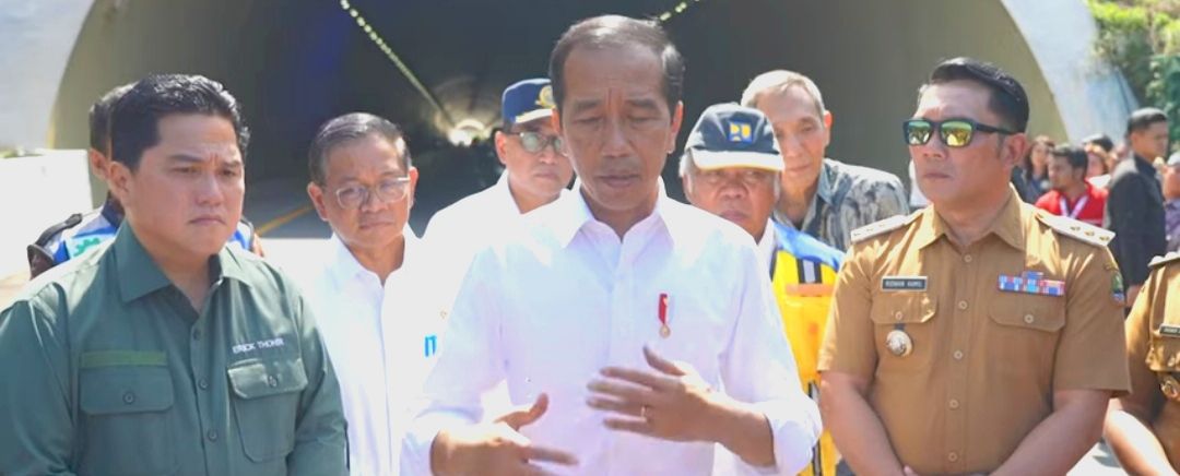 Soal Baliho Gambar Dirinya dan Prabowo, Jokowi: PDI-P dan Nasdem Juga Ada