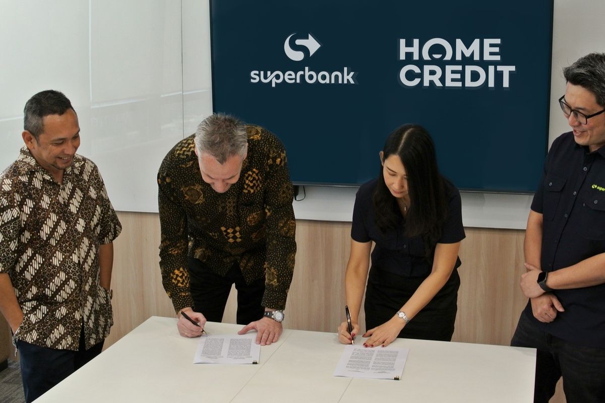 Penandatanganan kerja sama antara PT Super Bank Indonesia (Superbank) dengan PT Home Credit Indonesia (Home Credit) 