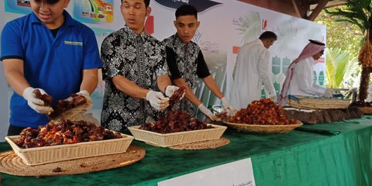 Beberapa jenis kurma disajikan dalam pameran kebudayaan Arab Saudi, Saudi House dalam rangka mengenalkan budaya selama Asian Games 2018, berlangsung di Resto Pulau Dua, Jakarta, Jumat (24/8/2018).