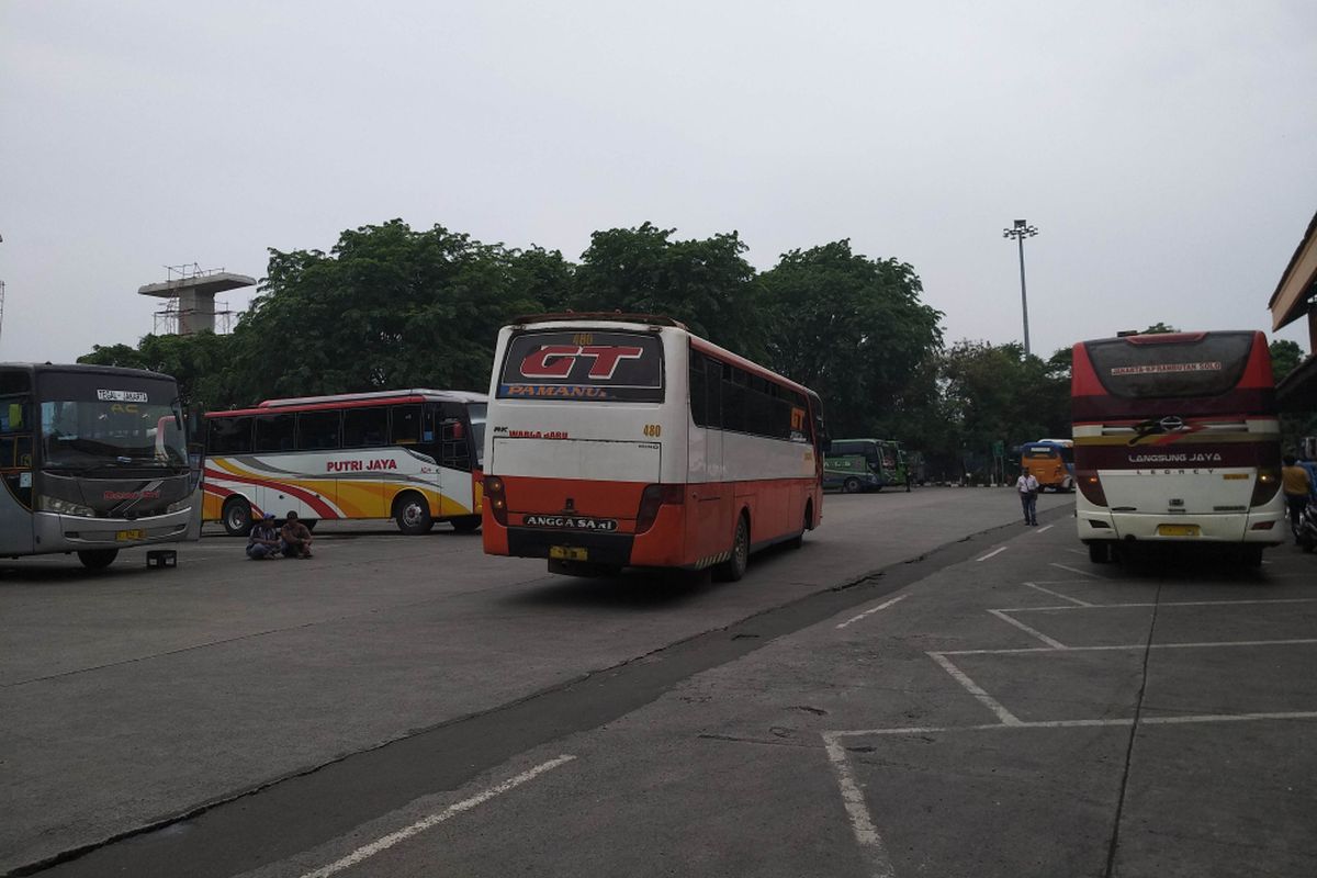 Kondisi Terminal Kampung Rambutan pasca Penemuan Mayat di dalam selimut