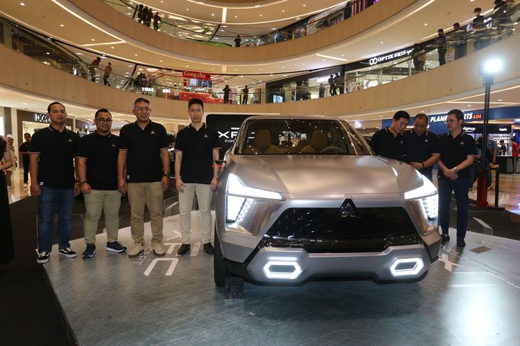 Mitsubishi XFC Concept dipamerkan di Surabaya