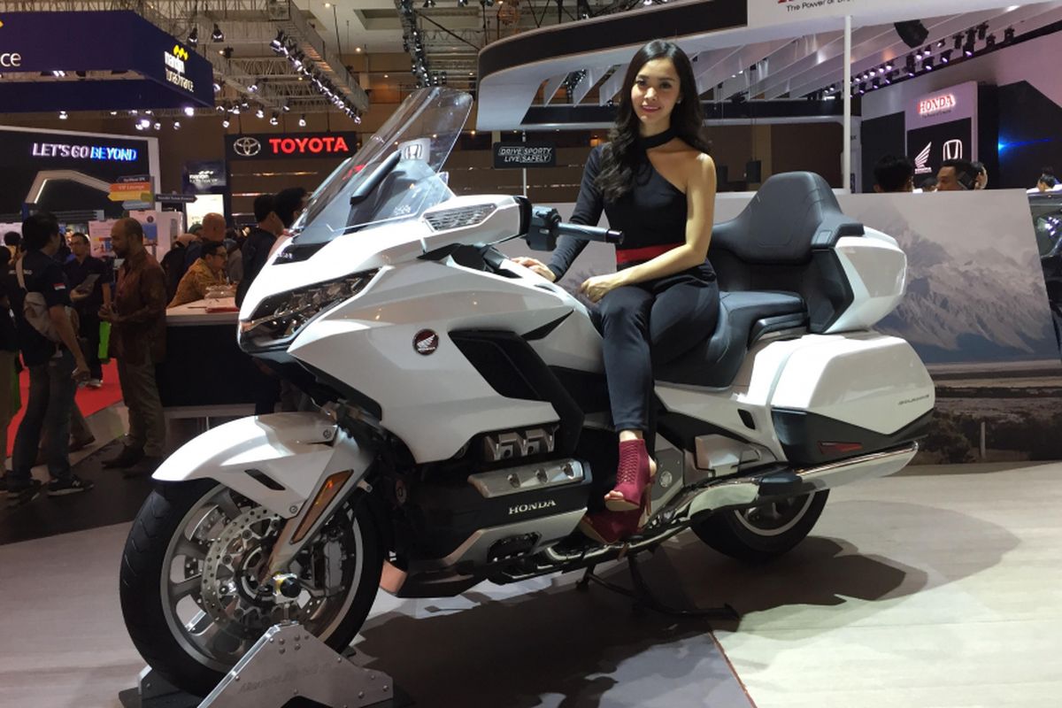 Honda Gold Wing diluncurkan di IIMS 2018.