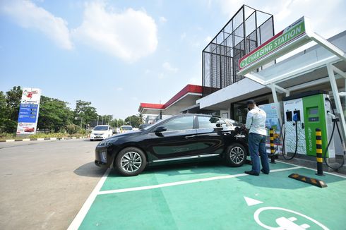 Charging Station Kendaraan Listrik Akan Hadir di Tol Trans Sumatera