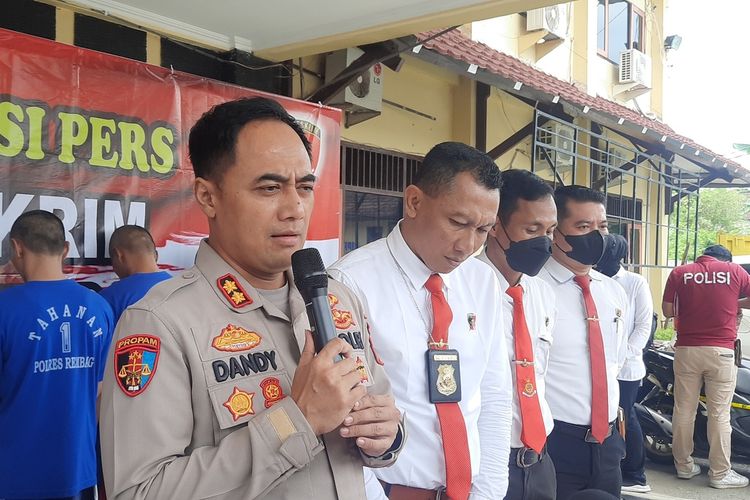 Foto : Jauh-jauh Dari Lampung, Komplotan Pencuri Spesialis Truk Diciduk ...