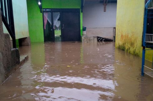 Sungai Cikeruh Meluap, Perumahan di Jatinangor Terendam Banjir 1, 5 Meter