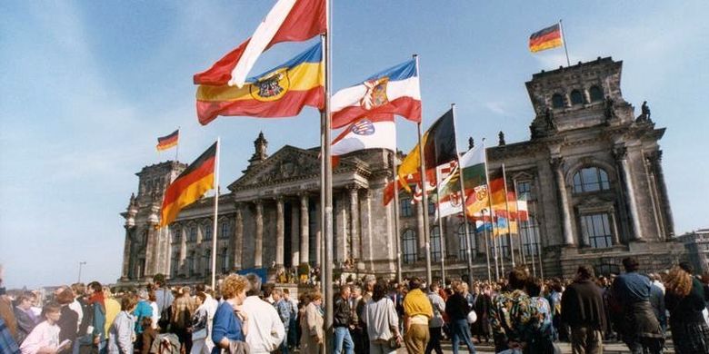 Reunifikasi Jerman: Latar Belakang, Kronologi, dan Dampaknya Halaman all -  Kompas.com