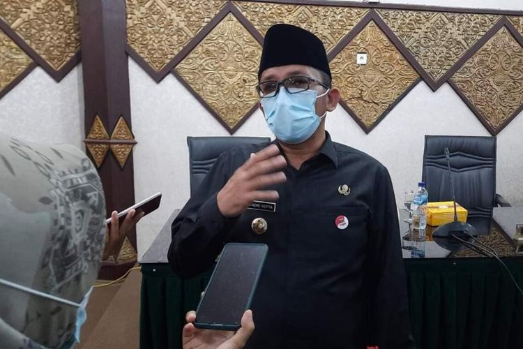 Wali Kota Padang Hendri Septa