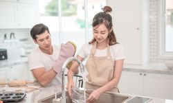 Kenapa Merasa Sudah Bantu Tapi Pasangan Tetap Kesal? Ini Alasannya