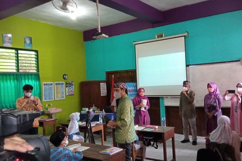 Nadiem Saat Pantau Belajar Tatap Muka SD di Yogyakarta: Mata Mereka Bersinar Lagi