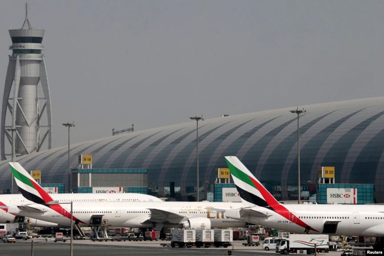 Maskapai penerbangan Emirates Airlines di Bandara Internasional Dunai, Uni Emirat Arab, 10 Mei 2016.