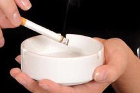 Pendapatan Warga Miskin Habis untuk Membeli Rokok
