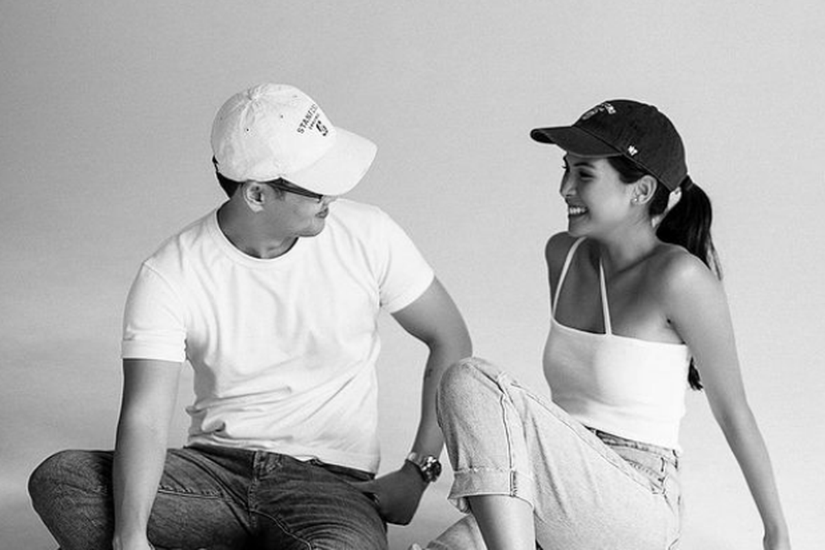 Maudy Ayunda dan pria yang diduga Jesse Choi dan disebut sebagai suaminya