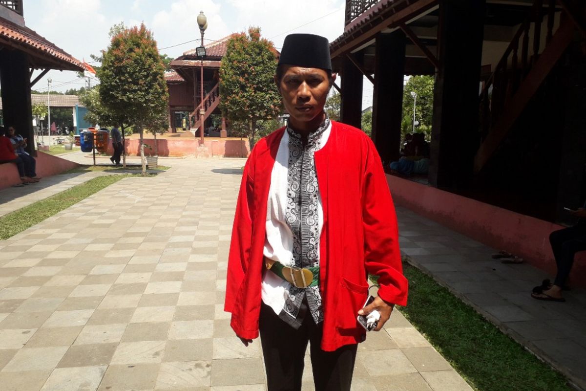 Budayawan sekaligus Pemimpin Sanggar Betawi Si Pitung, Suaeb Mahbub, ketika ditemui di Rumah Si Pitung, Jakarta Utara.