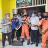 Petugas Damkar Evakuasi Ular Sanca Sepanjang 4 Meter di Kemayoran