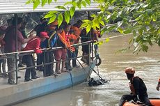 Jasad Bapak dan Anak yang Tercebur di Sungai Kalimas Gresik Ditemukan