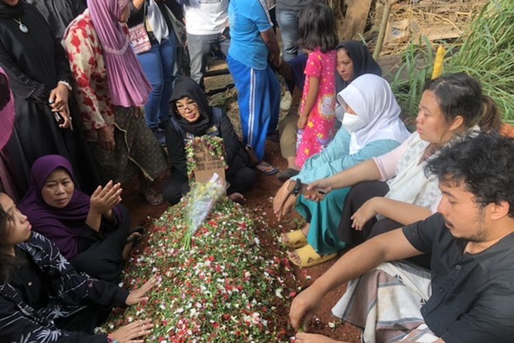 Pemakaman Ki Joko Bodo, di TPU Lubang Buaya, Cipayung, Jakarta Timur, Selasa (22/11/2022).