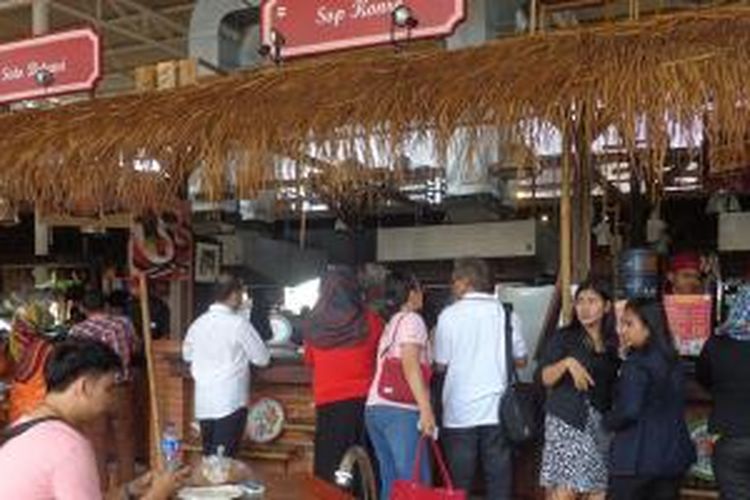 Eat Republic, pusat kuliner di Pondok Cabe, Tangerang Selatan diluncurkan Kamis (23/4/2015).