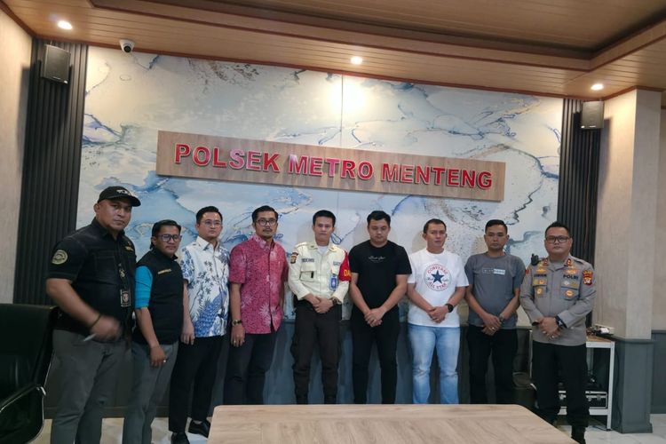Tiga Orang di Mobil Alphard yang Intimidasi Satpam Bundaran HI Anggota Polda Jabar