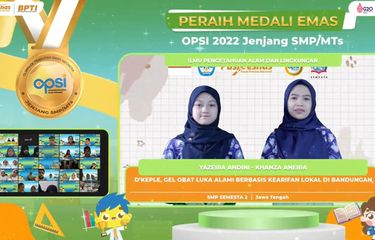 Komitmen Tumbuhkan Budaya Penelitian, SMP Semesta II Raih Medali ...