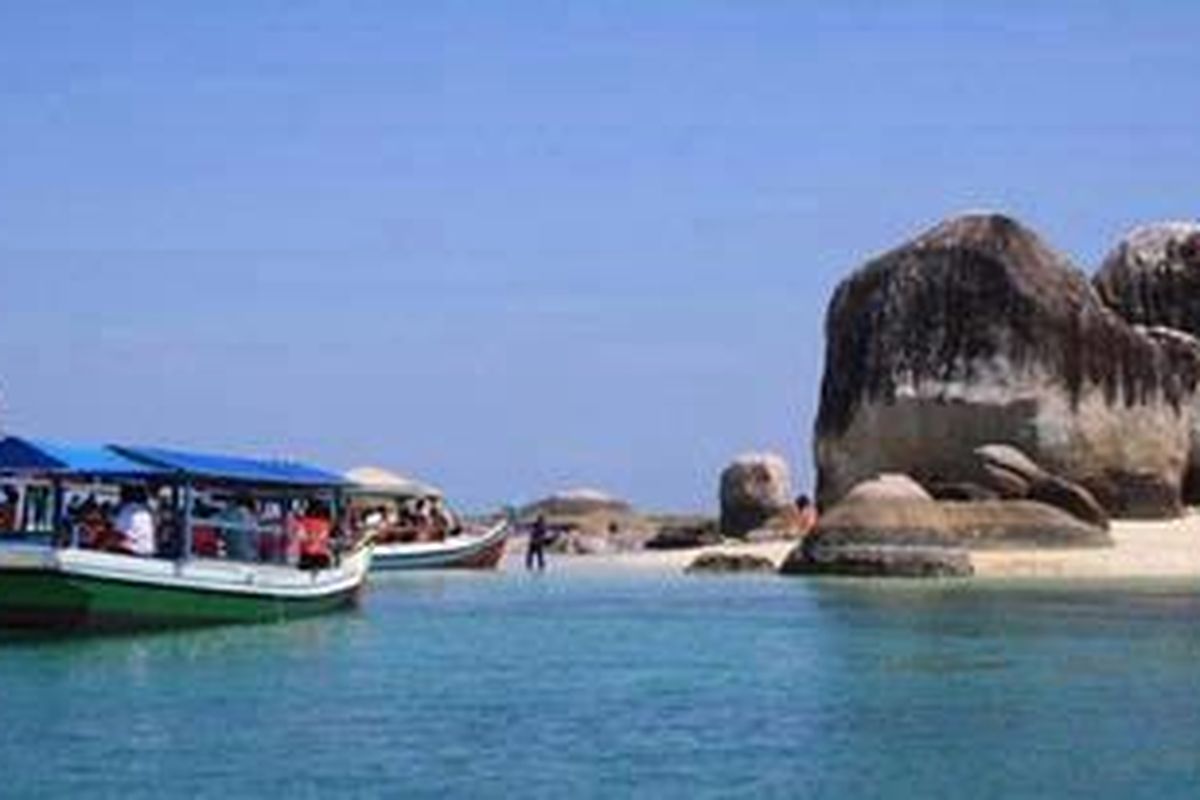 Pulau Batu Berlayar, Belitung