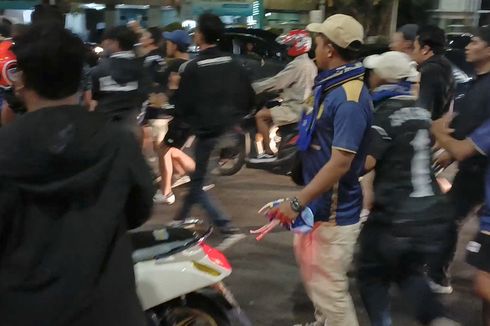 Suporter Klub Sepak Bola Ricuh usai Pertandingan di Bekasi, Fasilitas Stadion Patriot Candrabhaga Rusak