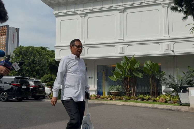 Rekomendasi Komisi Reformasi: Rangkap Jabatan Polri Harus Limitatif
