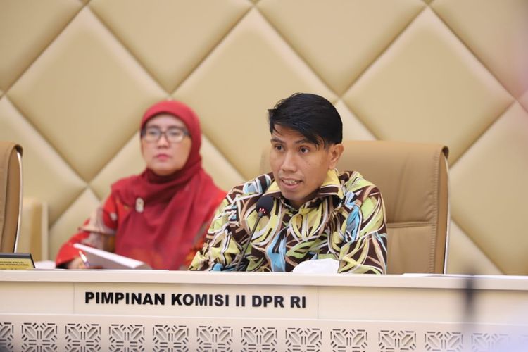 Wakil Ketua Komisi II DPR RI Bahtra Banong.