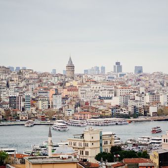 Ilustrasi pemandangan kota Istanbul, Turki.