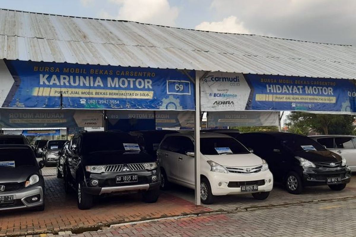 Potret bursa mobil bekas di Carmudi Carsentro Solo Baru