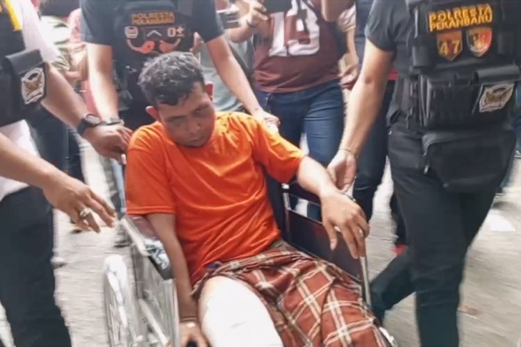 Rampok dan Bunuh Nenek di Pekanbaru, 2 Pelaku Ditembak di Kedua Kaki karena Melawan Saat Ditangkap