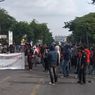 Demo Tolak Omnibus Law di Makassar, Mahasiswa Kembali Tutup Jalan