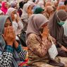 Warga Palembang Gelar Sholat Istisqa di Griya Agung, Ini Tata Caranya