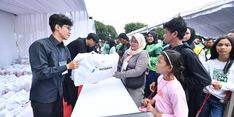 Seribu Senyum Anak Indonesia dari Seribu Seragam Sekolah Bersama Pertamina