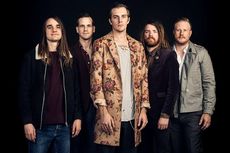 Lirik dan Chord Lagu April 7th dari The Maine