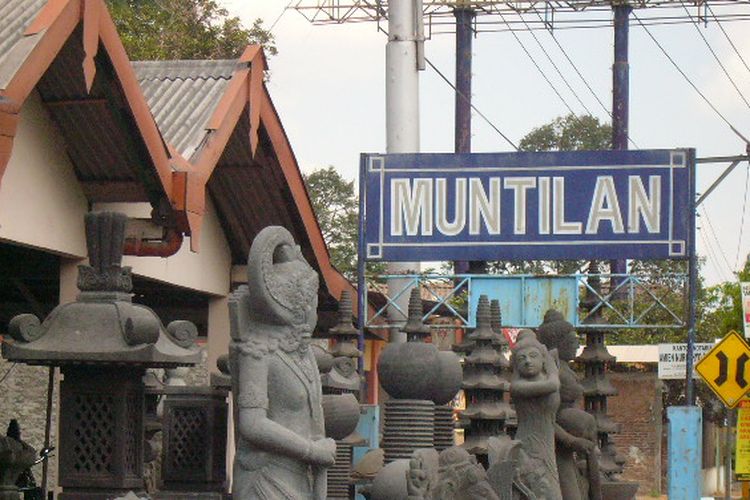 Mengenal Muntilan, sebuah kecamatan yang ada di Kabupaten Magelang yang menyimpan banyak kisah menarik.
